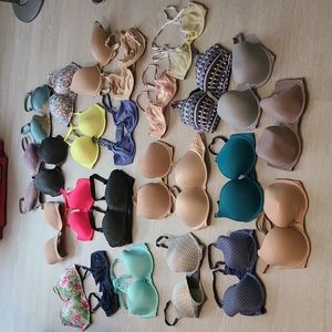 Lot of 25 Bras — Size 32DD — Various Brands